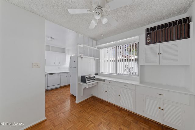 1940 4th Street, Sparks, NV 89431