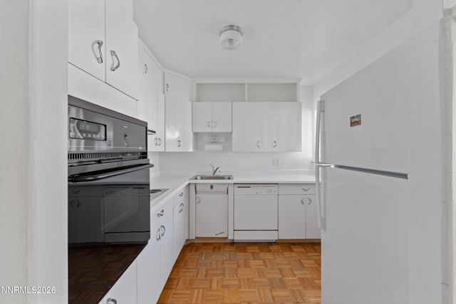 1940 4th Street, Sparks, NV 89431