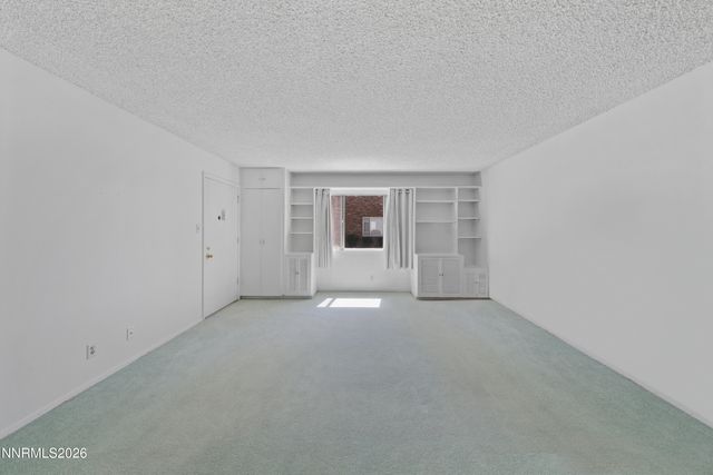 1940 4th Street, Sparks, NV 89431