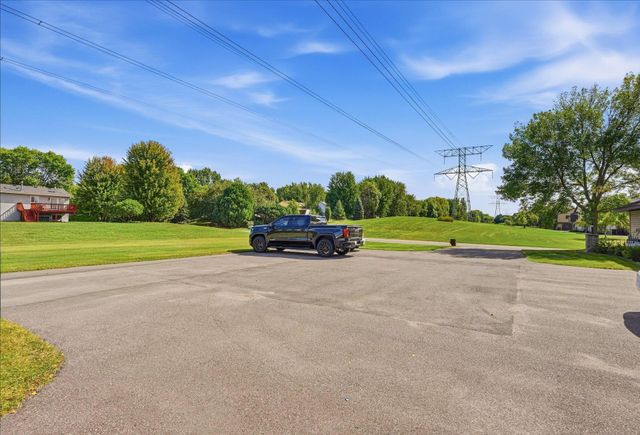13156 90th Place N, Maple Grove, MN 55369
