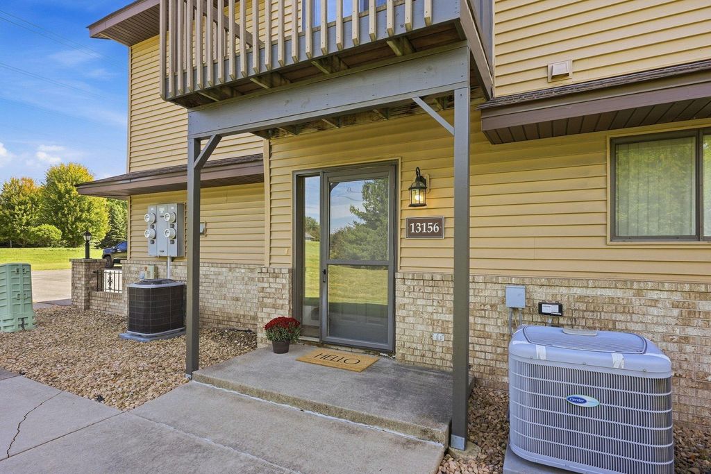 13156 90th Place N, Maple Grove, MN 55369 — photo 2