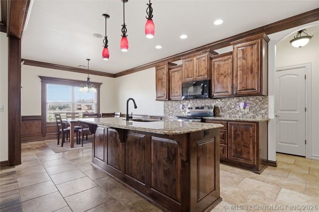 5007 E 82nd Street, Sperry, OK 74073