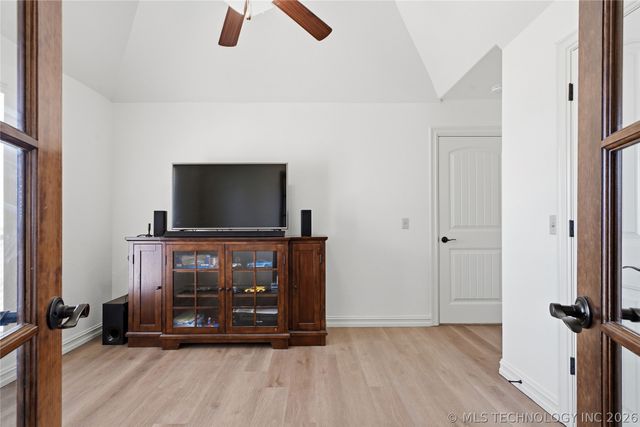 5007 E 82nd Street, Sperry, OK 74073