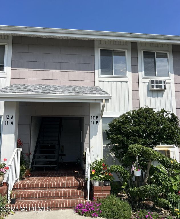 50 Valentine Street 12B, Monmouth Beach, NJ 07750