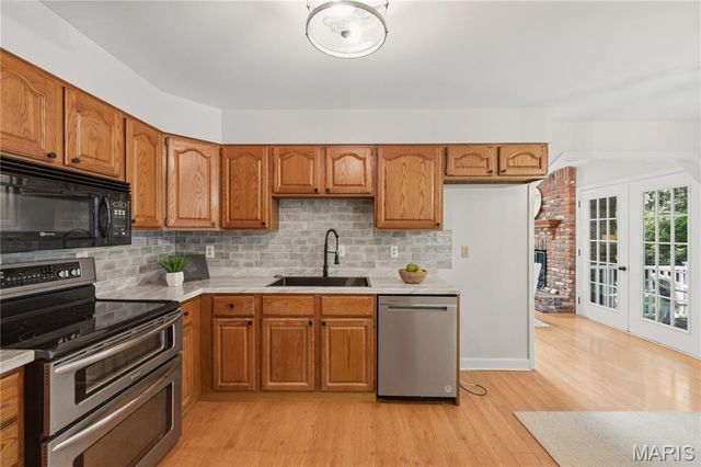 800 Pralle Lane, St Charles, MO 63303