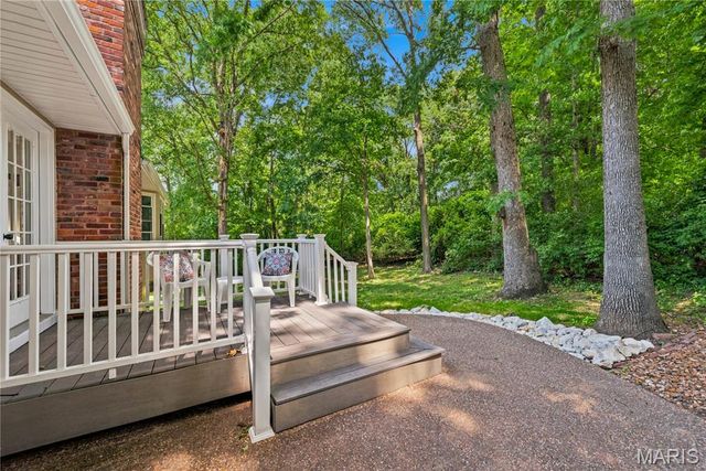 800 Pralle Lane, St Charles, MO 63303