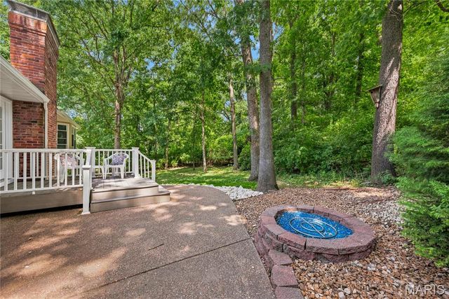 800 Pralle Lane, St Charles, MO 63303