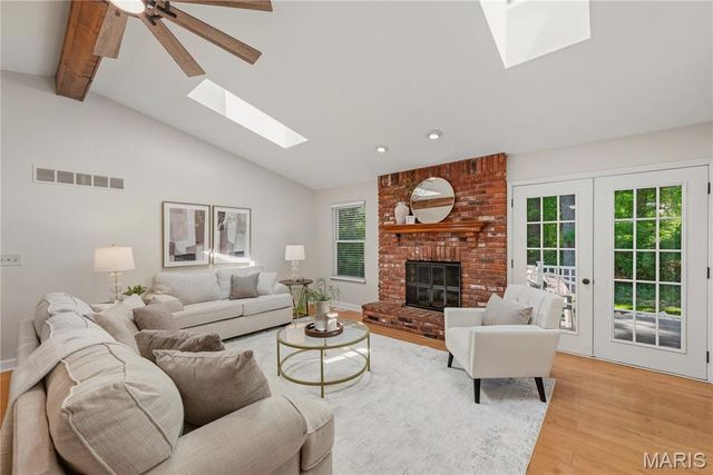 800 Pralle Lane, St Charles, MO 63303