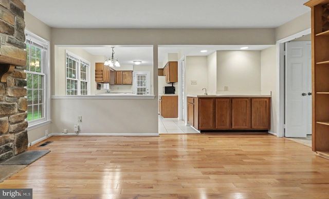 11402 FLINTS GROVE LN, North Potomac, MD 20878