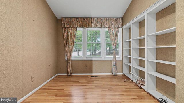 11402 FLINTS GROVE LN, North Potomac, MD 20878
