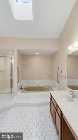 11402 FLINTS GROVE LN, North Potomac, MD 20878