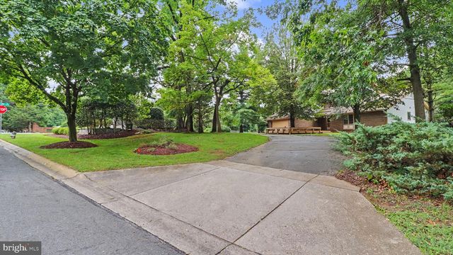 11402 FLINTS GROVE LN, North Potomac, MD 20878