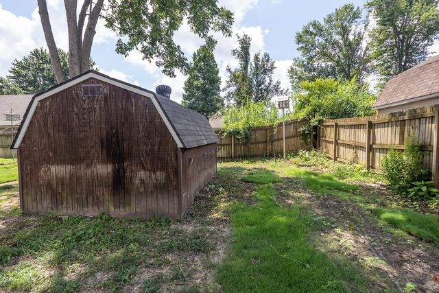 3510 SARA WOODS DR, Bartlett, TN 38133