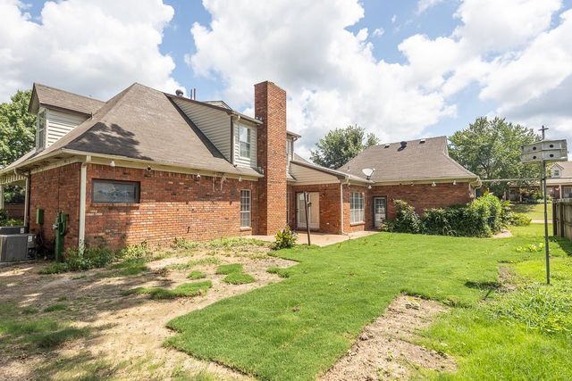 3510 SARA WOODS DR, Bartlett, TN 38133