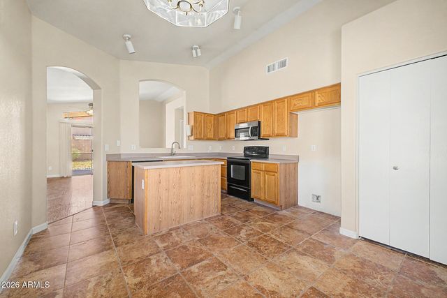 3311 E SAN ANGELO Avenue, Gilbert, AZ 85234