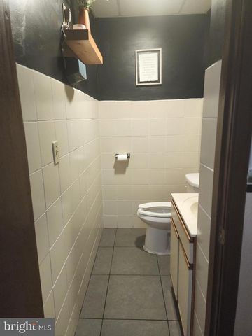 754 CHEROKEE ST, Fountain Hill, PA 18015