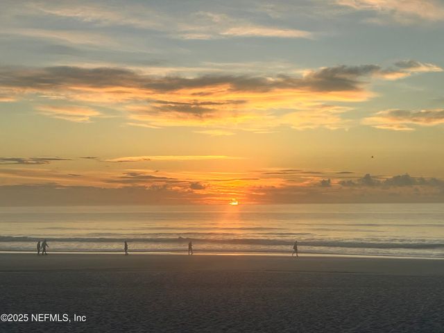 201 HOPKINS Street, Neptune Beach, FL 32266