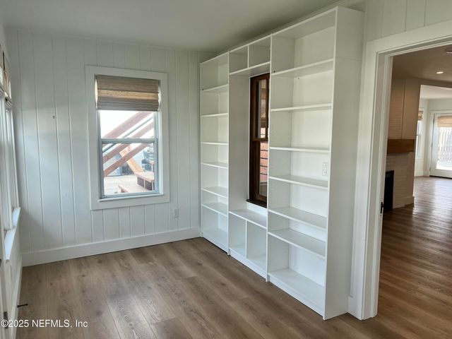 201 HOPKINS Street, Neptune Beach, FL 32266