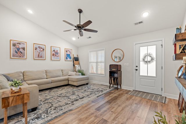 5601 Cates Bay Hwy., Conway, SC 29527