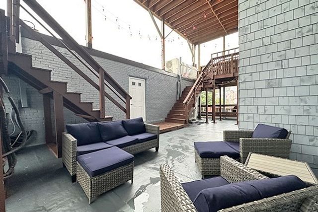 278 Cabot St 03, Beverly, MA 01915