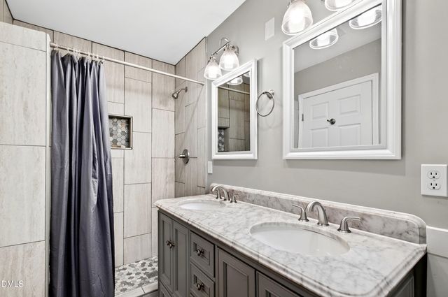 25 Beaver Ridge Drive, Youngsville, NC 27596