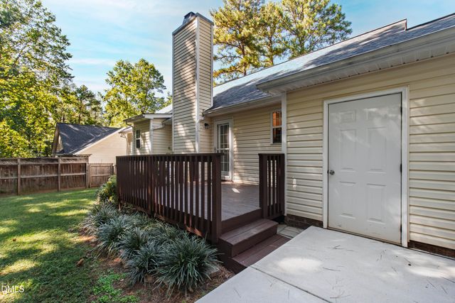 25 Beaver Ridge Drive, Youngsville, NC 27596
