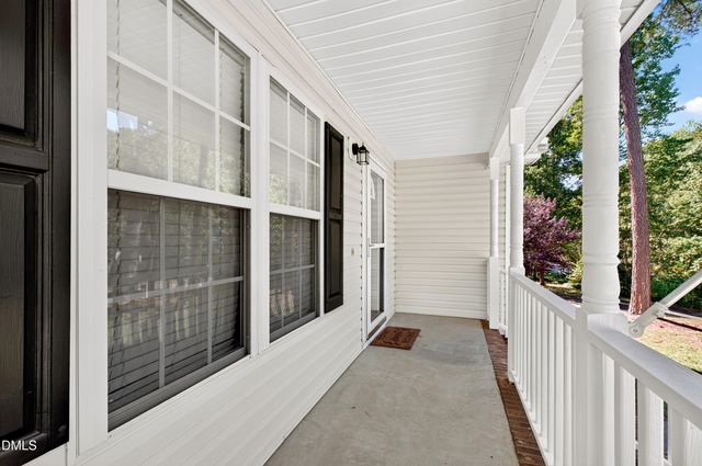 25 Beaver Ridge Drive, Youngsville, NC 27596