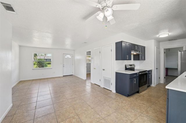 2313 FLEET CIRCLE, Orlando, FL 32817