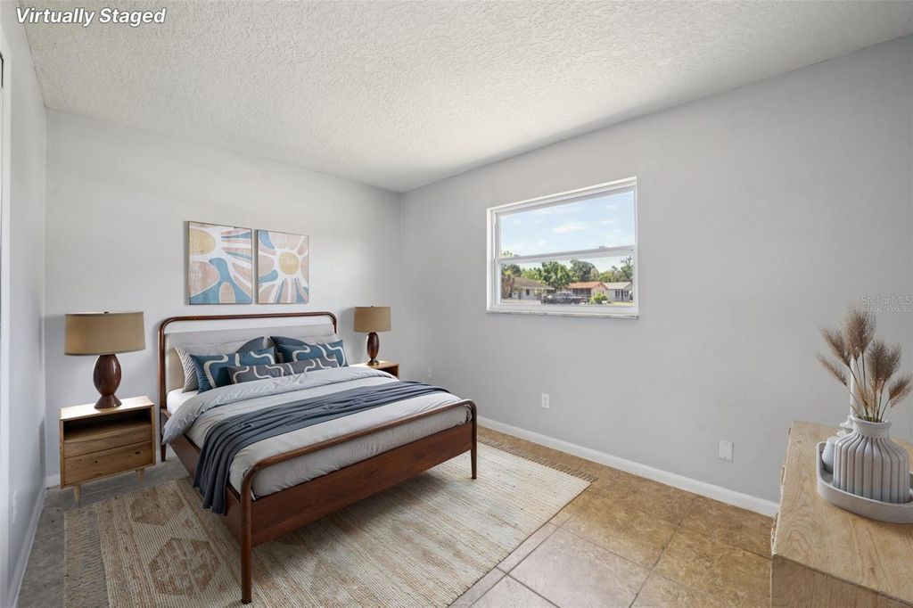 Image 14 of property listing at 2313 FLEET CIRCLE, Orlando, FL 32817