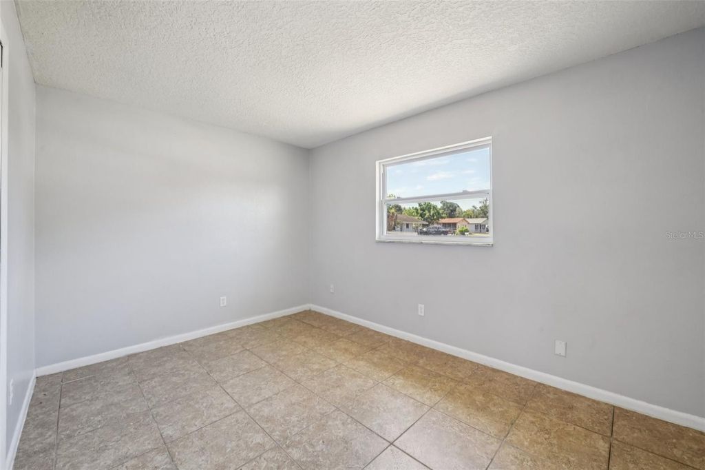 Image 15 of property listing at 2313 FLEET CIRCLE, Orlando, FL 32817