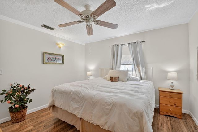 105 SW 9th Street, Boynton Beach, FL 33426