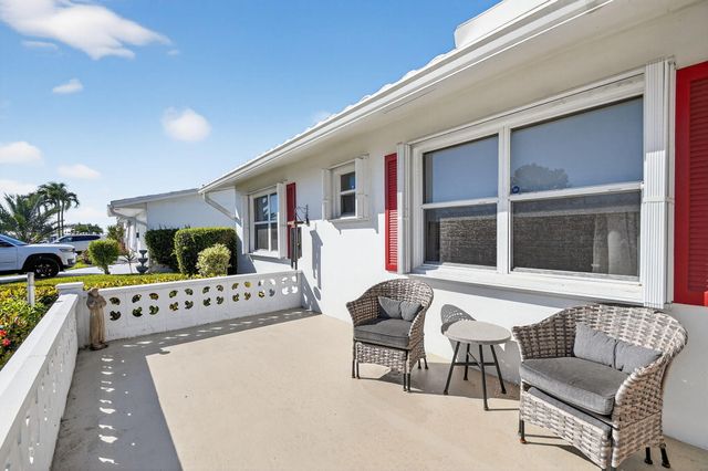 105 SW 9th Street, Boynton Beach, FL 33426