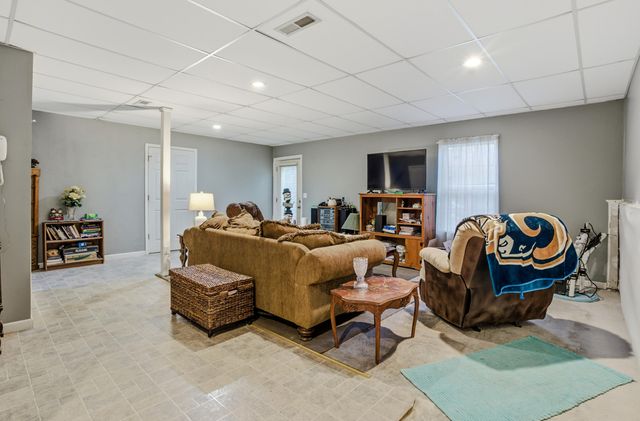 11419 VALLEY VIEW CT, Holts Summit, MO 65043