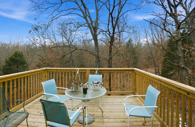 11419 VALLEY VIEW CT, Holts Summit, MO 65043