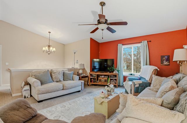 11419 VALLEY VIEW CT, Holts Summit, MO 65043