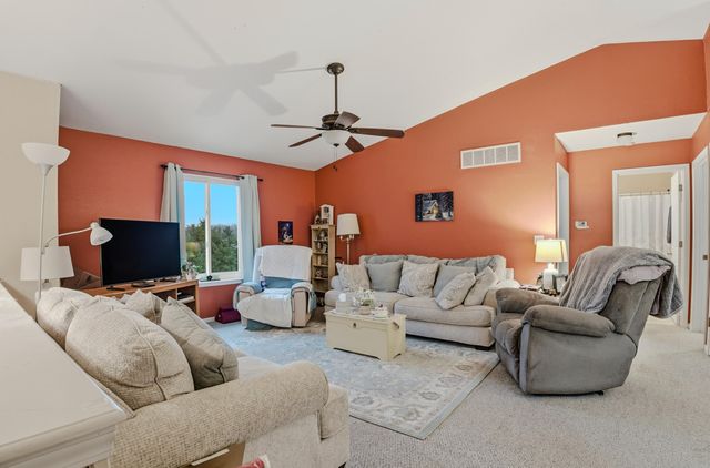 11419 VALLEY VIEW CT, Holts Summit, MO 65043