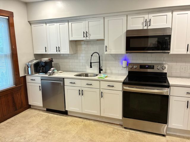 151 Kendrick Ave 2, Quincy, MA 02169