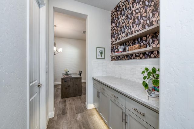 2723 Vermont Avenue, Clovis, CA 93619