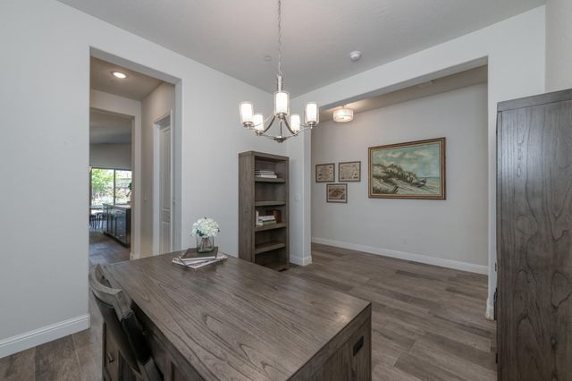 2723 Vermont Avenue, Clovis, CA 93619