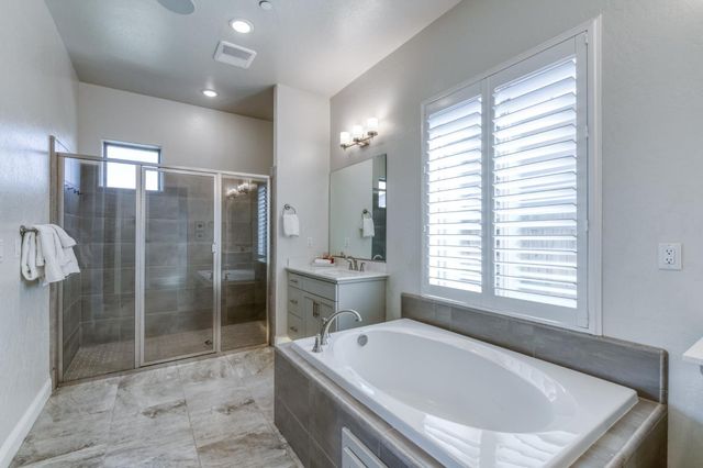 2723 Vermont Avenue, Clovis, CA 93619