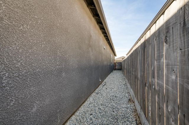 2723 Vermont Avenue, Clovis, CA 93619