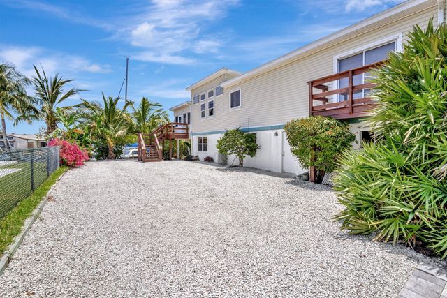 217 Marina Drive, Fort Pierce, FL 34949