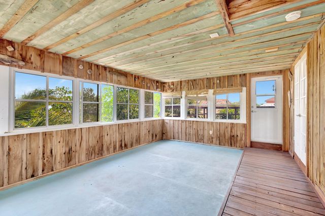 217 Marina Drive, Fort Pierce, FL 34949