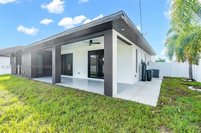 2700 2700 SW Ember Ter, Cape Coral, FL 33991