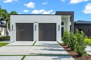 2700 2700 SW Ember Ter, Cape Coral, FL 33991