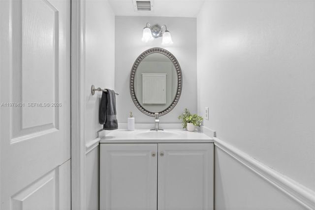 9838 NW 1st Mnr, Coral Springs, FL 33071