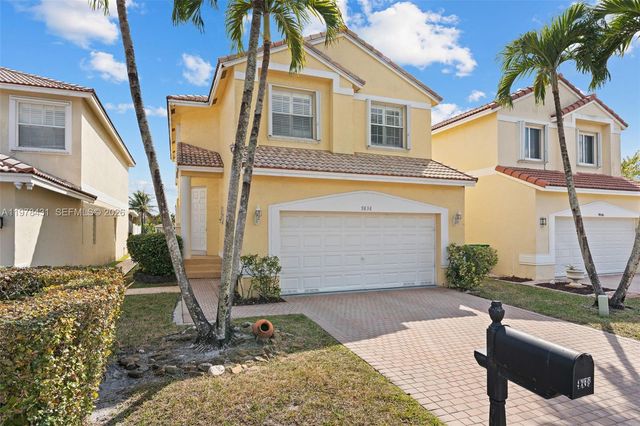 9838 NW 1st Mnr, Coral Springs, FL 33071