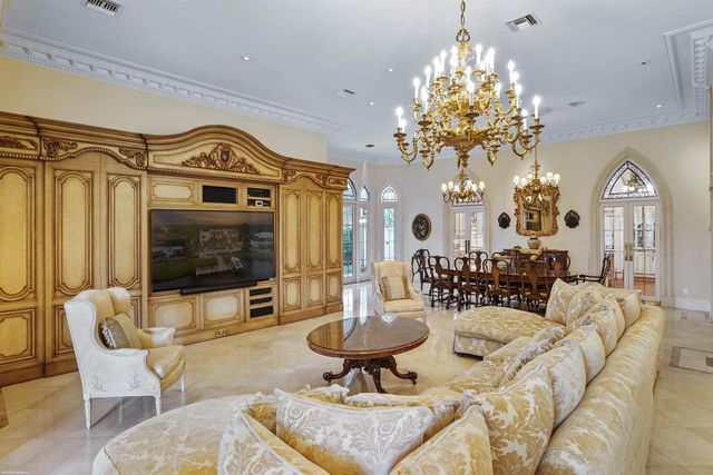 370 Eagle Drive, Jupiter, FL 33477