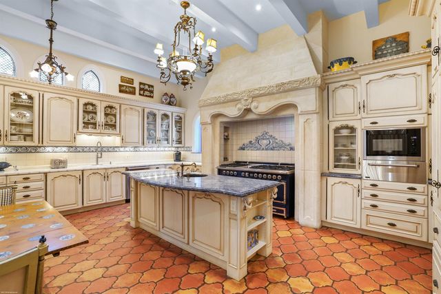 370 Eagle Drive, Jupiter, FL 33477