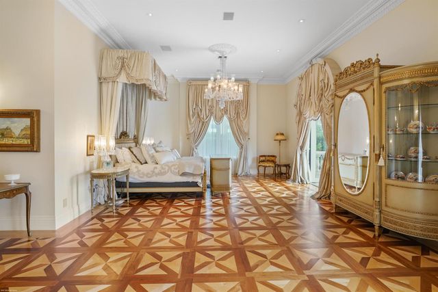 370 Eagle Drive, Jupiter, FL 33477